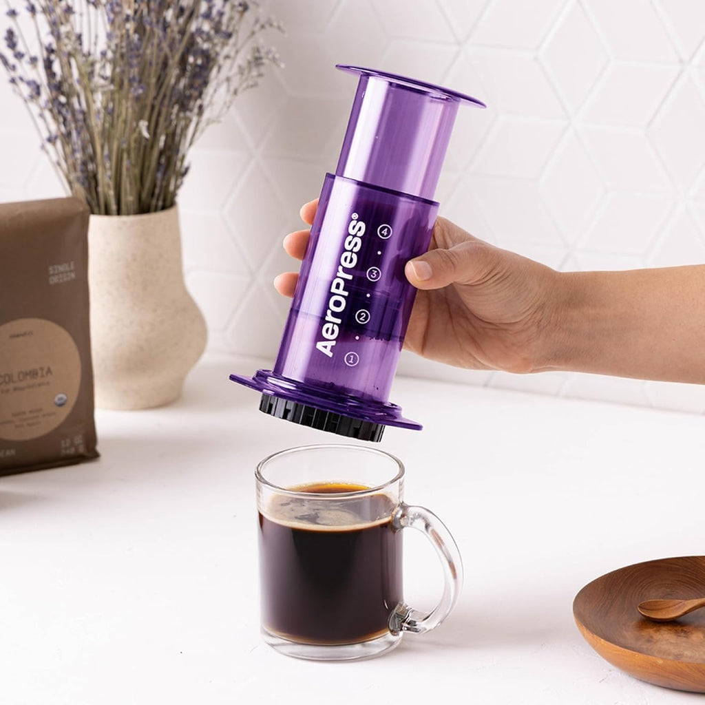 AeroPress Clear XL cafetière à piston, grande tout-en-un, cafetière manuelle style expresso et filtre, infusion en 2 min, portable pour voyage et camping