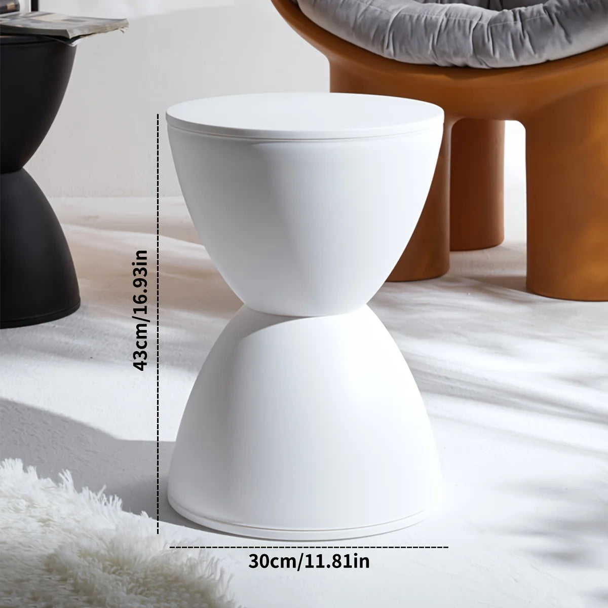 Tabouret moderne en forme de sablier – design flottant multifonction pour chambre ou coiffeuse.